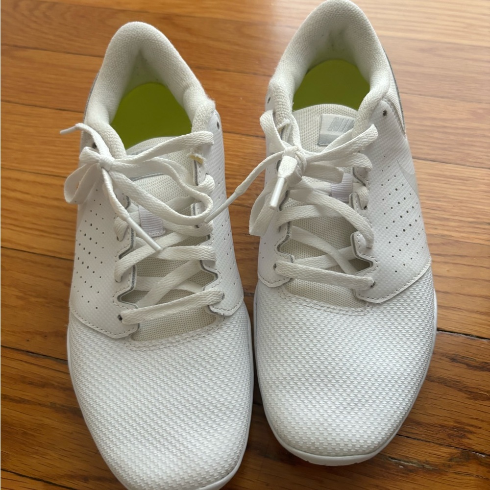 Nike cheer shoes